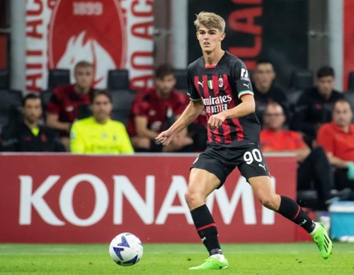 合两队的往 合两队的往