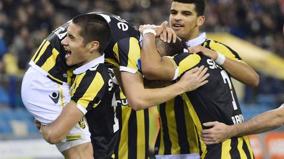 疑是年轻球 疑是年轻球