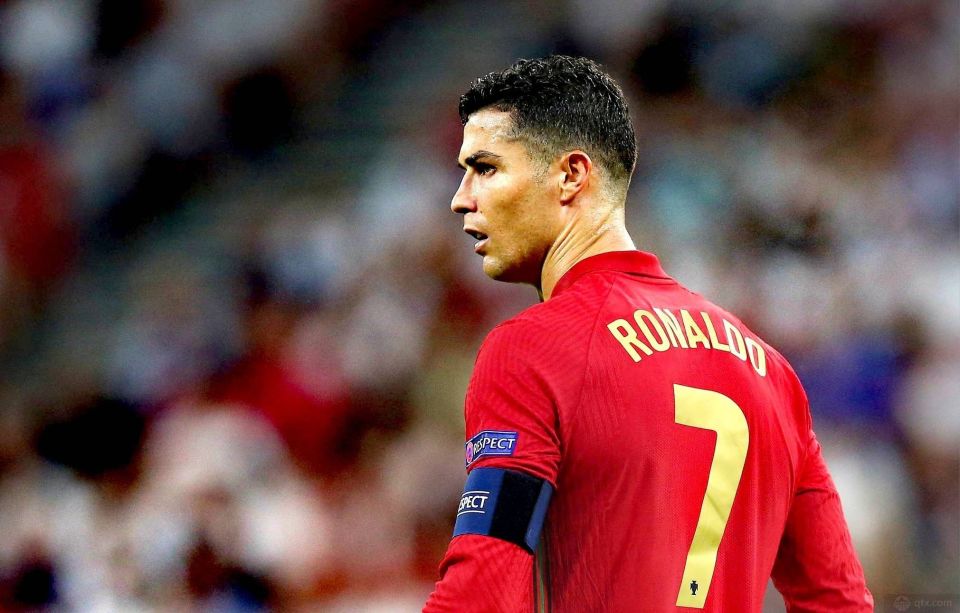 崭露头角 崭露头角