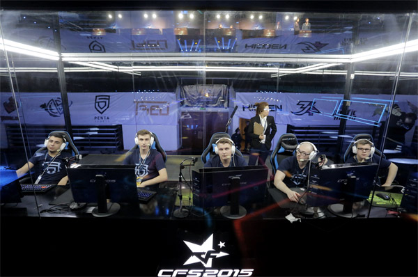 在尝试中创 在尝试中创