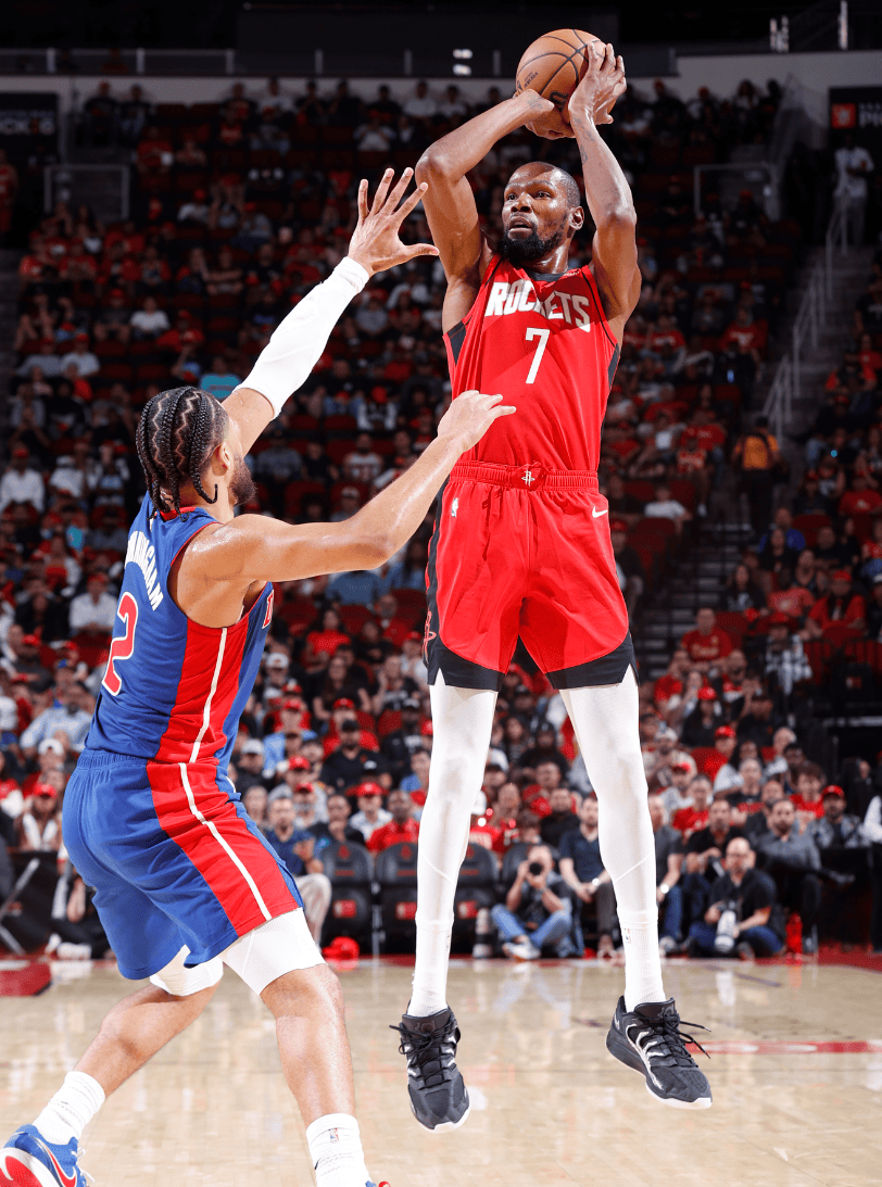 后者靠节奏 后者靠节奏